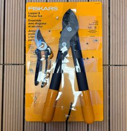 Fiskars Lopper & Pruner Set