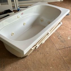 Jacuzzi Tub 