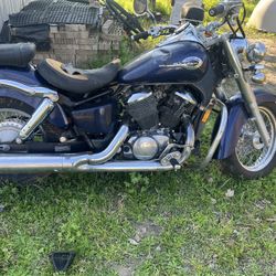 2002 Honda Shadow 750cc  Pls Read Ad  