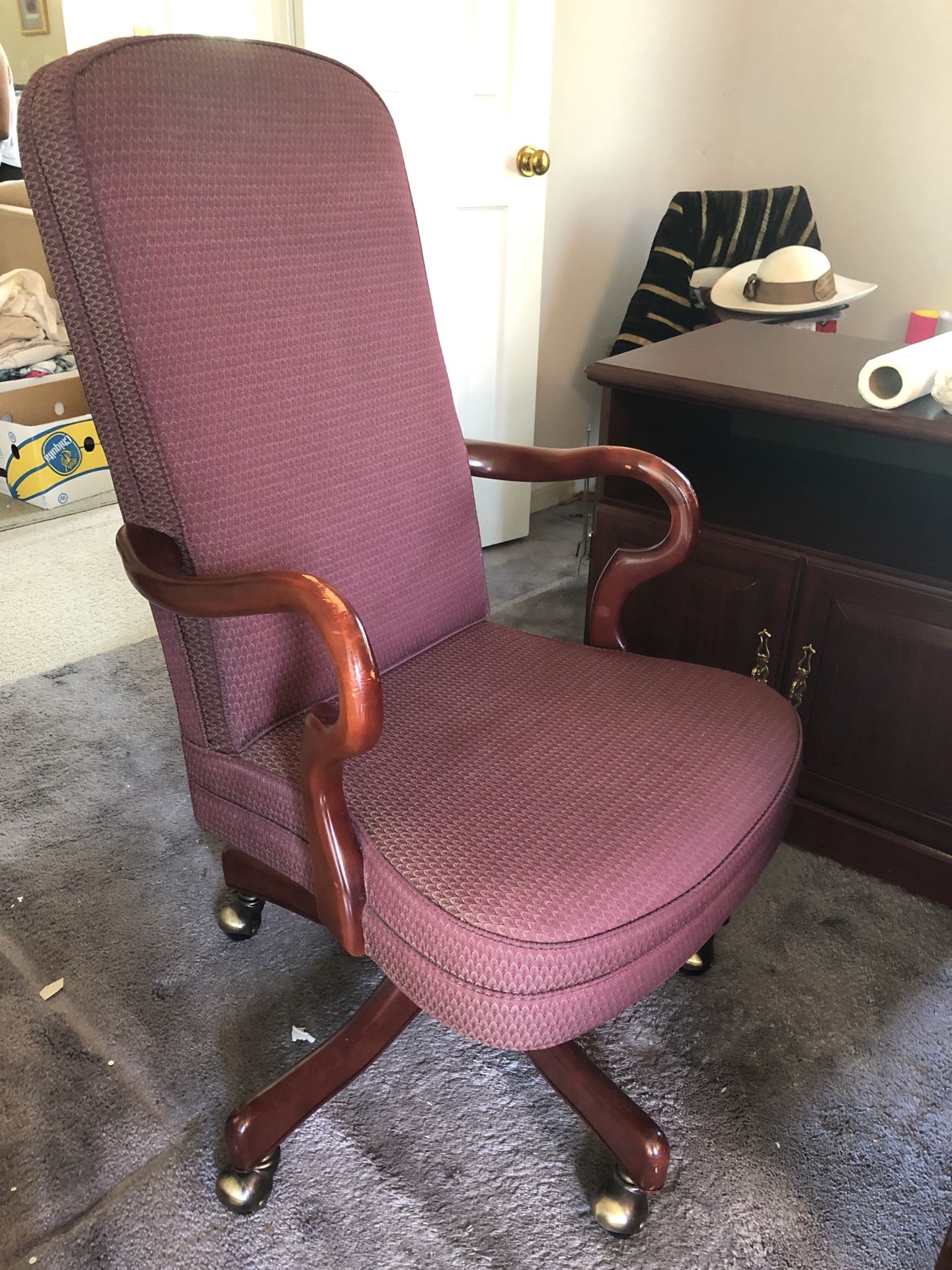 Executive Chair