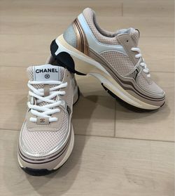 Chanel Wmns CC Logo Sneaker size 37, (6.5)