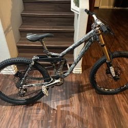 Down Hill Racing Bike  Marzoccii suspension