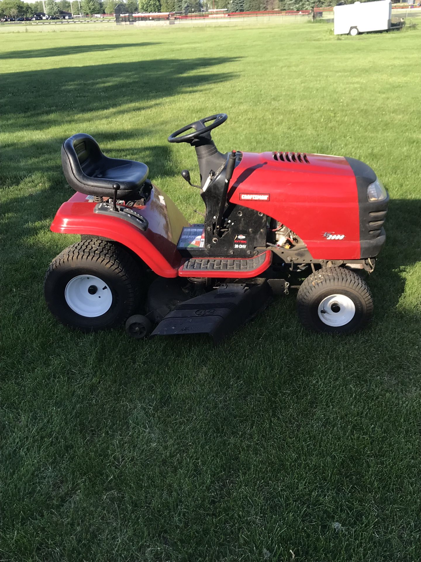 Craftsman LT200 Riding Lawn Mower for Sale in New Lenox, IL OfferUp