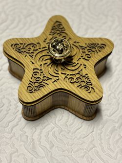 Carved wood wooden decoration gift box,birthday gift box in the shape of a star