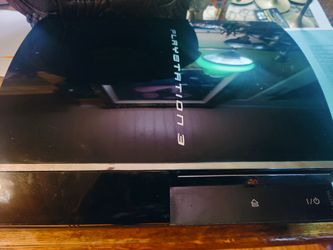 PlayStation 3 "fat" 80GB w/ 4 Ports and 4 Controllers