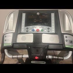 Horizon treadmill