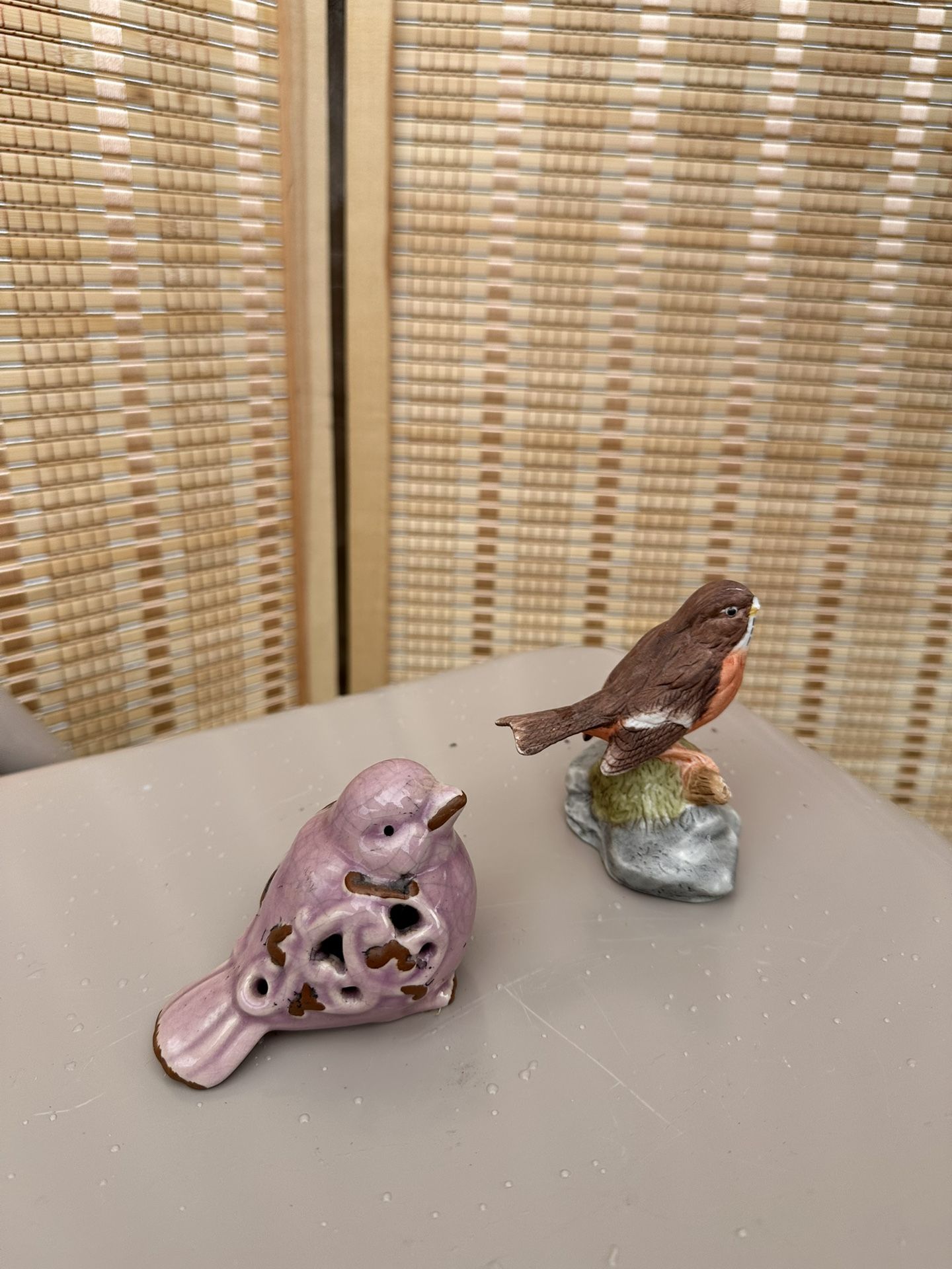 Set of 2 Decorative Bird Figurines – Ceramic & Resin
