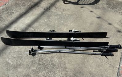 Nordica Drive Skis with Poles