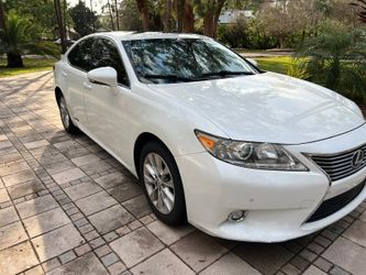 2014 Lexus ES 300h