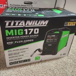 TITANIUM MIG 170 Professional Welder with 120/240V Input