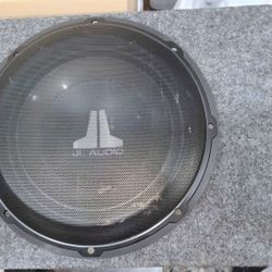 12" JL AUDIO 