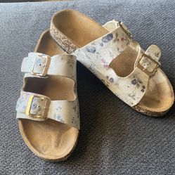 Women’s Sandals