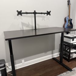 Stand Up Desk W/ Dual Monitor Stands. 