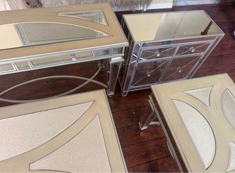Furniture Mirrored