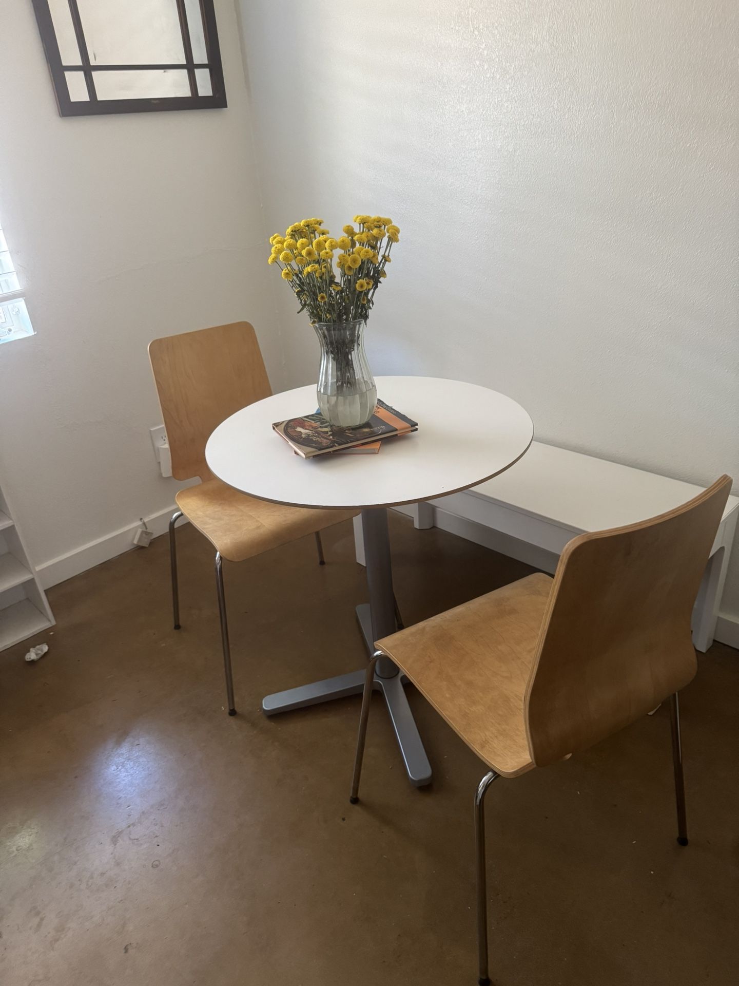 Table and 2 chairs