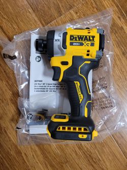New DeWalt 20V MAX XR Brushless High Torque 1/4" Impact Driver (model DCF860) TOOL ONLY
