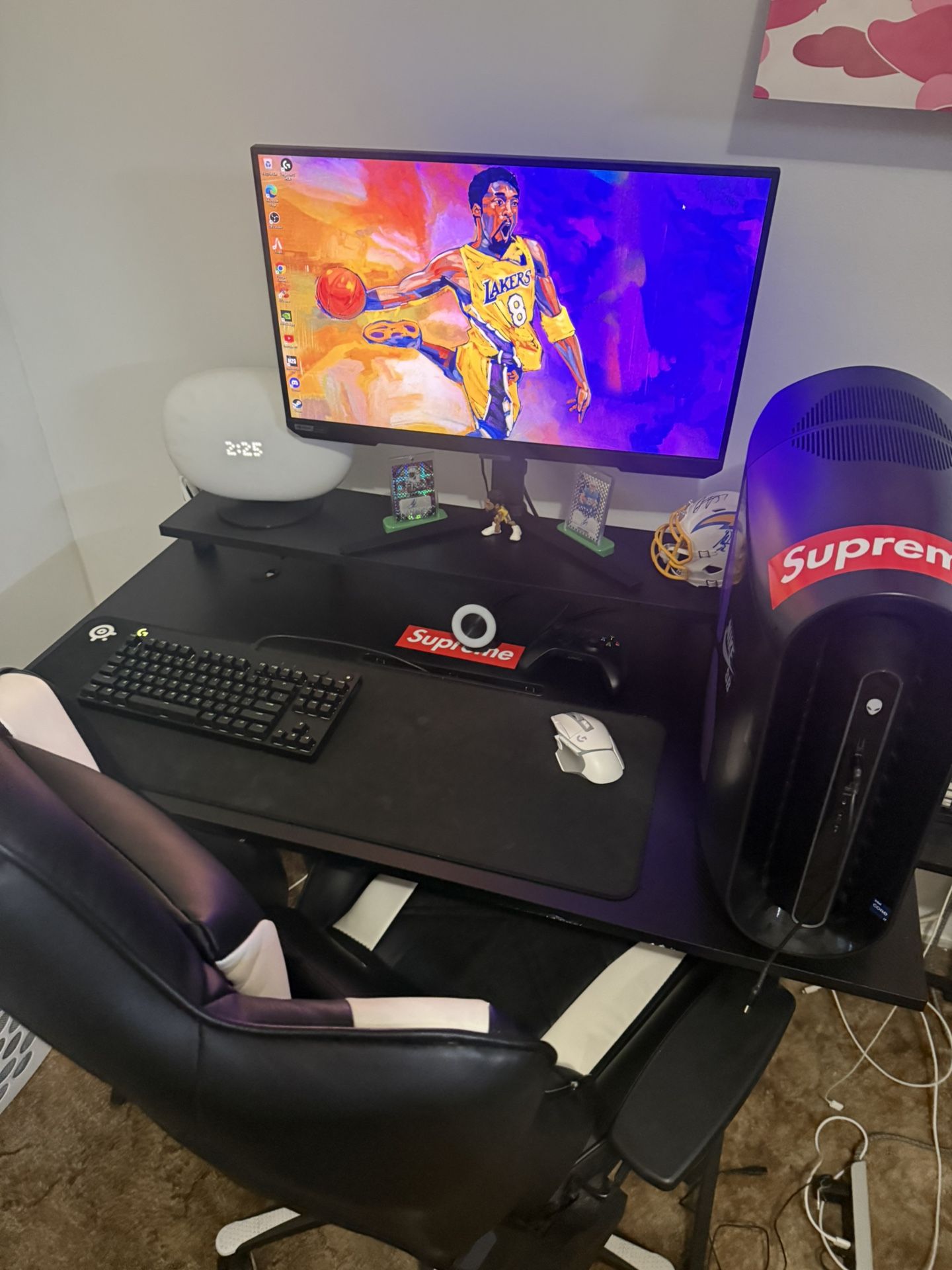 Alienware AURORA R12/ 240HZ SAMSUNG MONITOR/ KB&M/ Desk & Chair