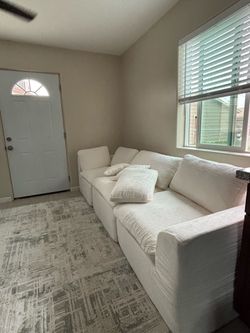 Boneless cloud couches