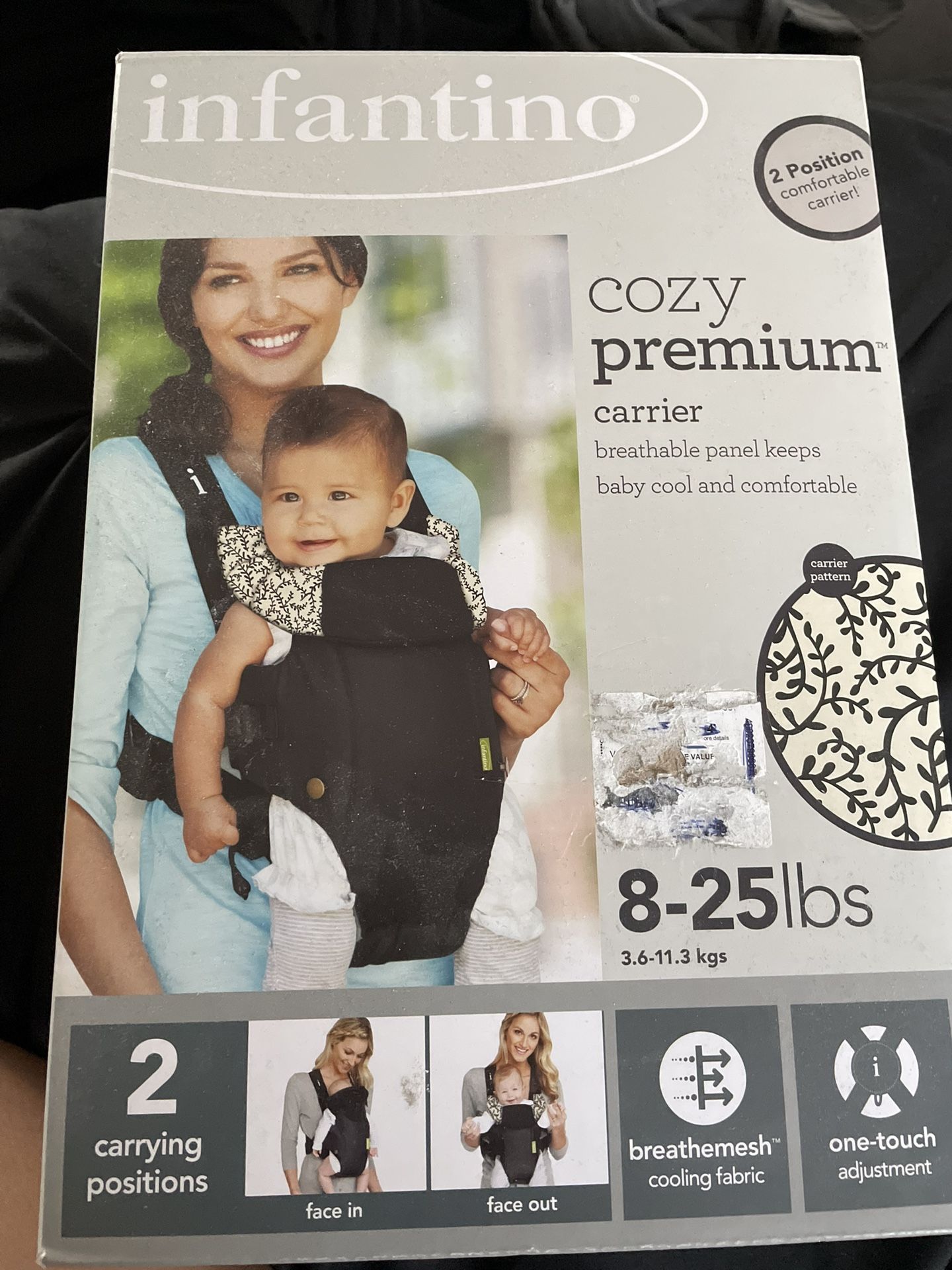 Infantino Baby carrier