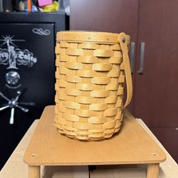 Longaberger Beverage Wine Carrier Basket with protector 