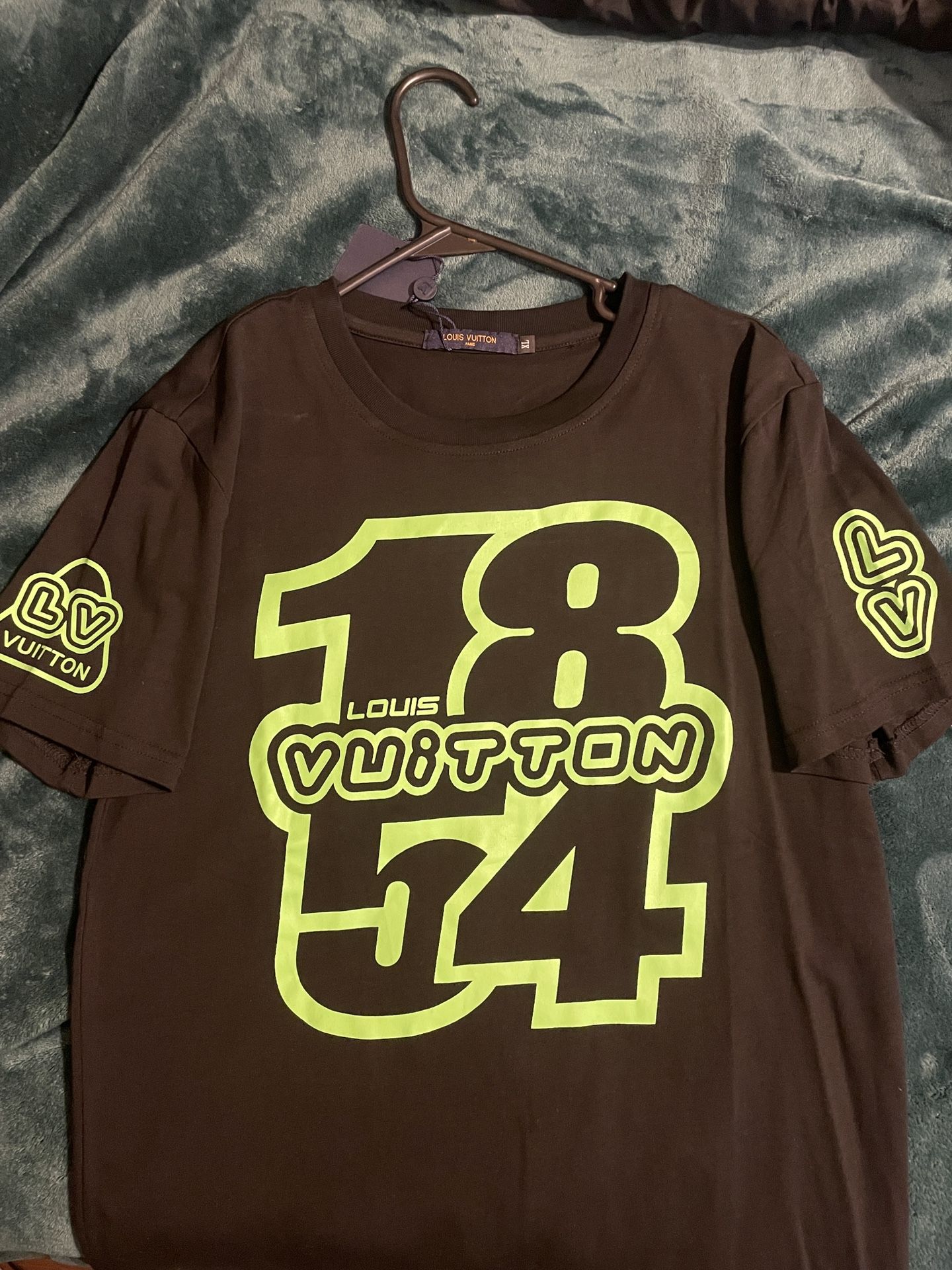 Louis Vuitton Black And Green Shirt Size L / XL