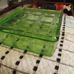 Vintage 1940's Hazel Atlas Green Uranium Depression Glass Dish With Lid