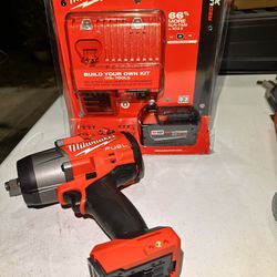 📌Milwaukee m18 FUEL 18V Lithium-Ion Brushless Cordless 1/2 in. Impact Wrench w/Friction Ring Kit w/One 5.0 Ah Battery(PRECIO FIRME NO MENOS👉$325