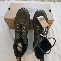 Dr.Martens  Boots
