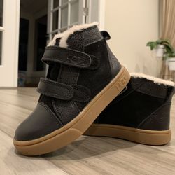  UGG Toddler Boot 8 New