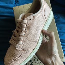 Air Jordan 1 Retro Swooshless Low Arctic Orange NFS