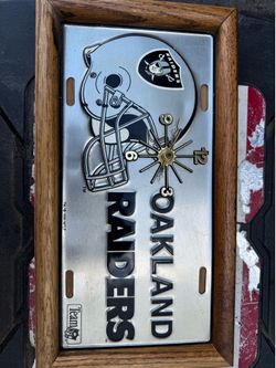 Raiders clock