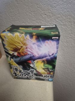 Trunks figure