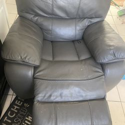 Gray Oversized Electric Reclining Chair 