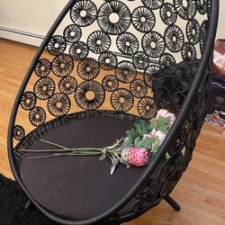 INDOOR OUTDOOR BLACK EGG WICKER CHAIR