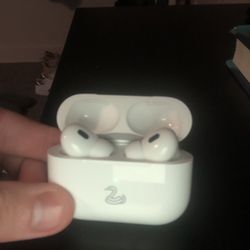 AirPods Pro 2nd Generation (MagSafe Case)