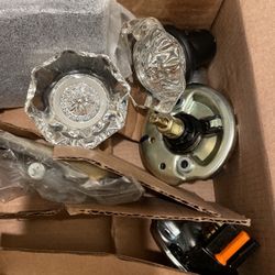 Schlage Knobset New In Box Crystall 