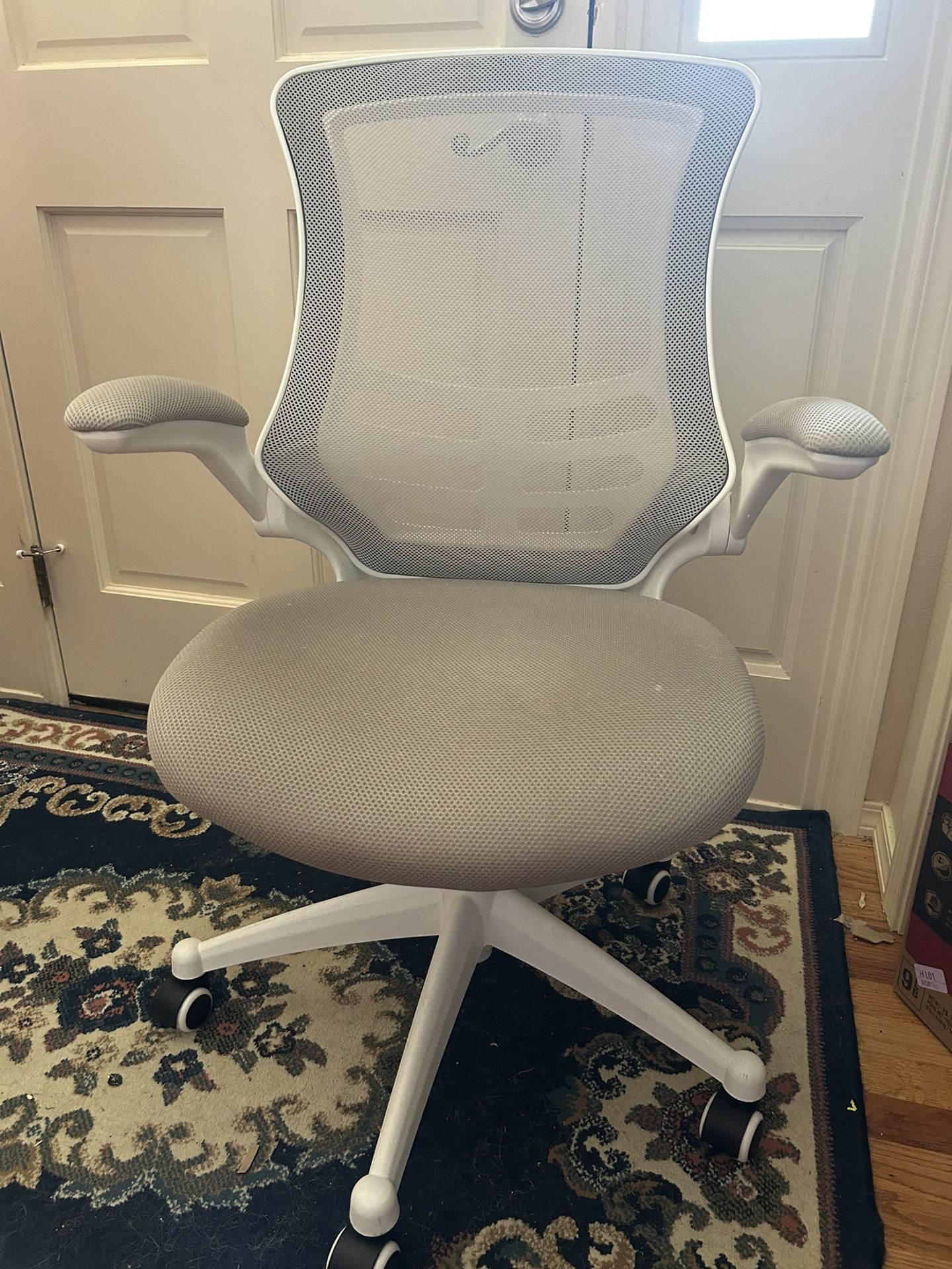 Mid-Back Swivel Office Chair with Adjustable Lumbar Support and Seat Height, Ergonomic Mesh Desk Chair with Flip-Up Armrests, Gray/White Material Foa