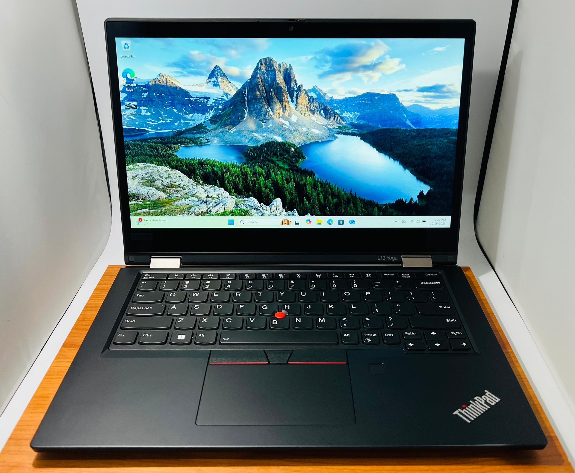 Lenovo Yoga L13 Core i5-1145G7 2.60Ghz 16GB 256GB SSD Convertible Touchscreen