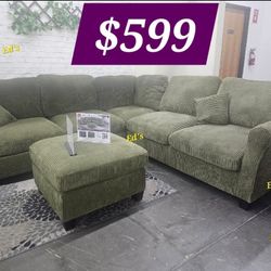 BRAND NEW 4PC SECTIONAL SOFA SET WITH OTTOMAN AND ACCENT PILOWS INCLUDED $599