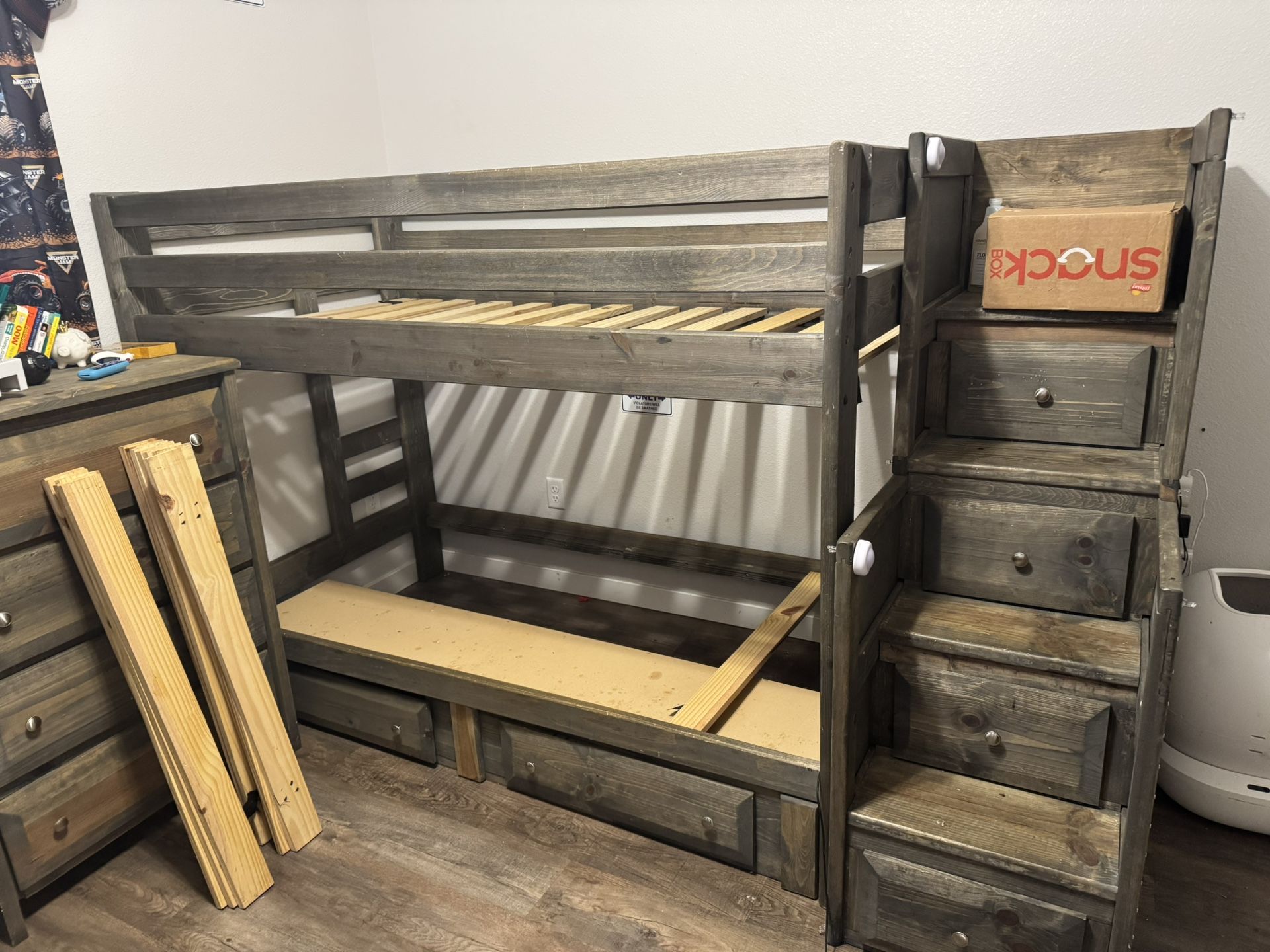 ids Bunk Bed with Drawer Steps and Under Drawers Storage