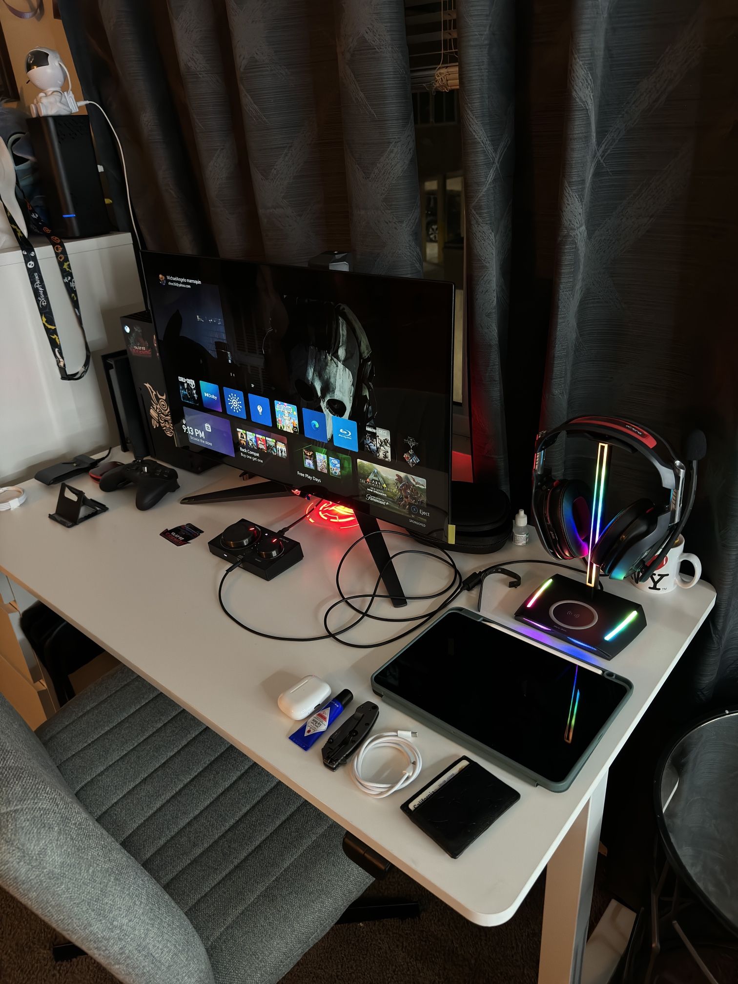 ASUS ROG Swift 27”1440P OLED DSC Gaming Monitor (PG27AQDM)