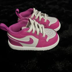Jordan 1s Toddler Size 6c