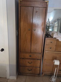 Amwour midcentury