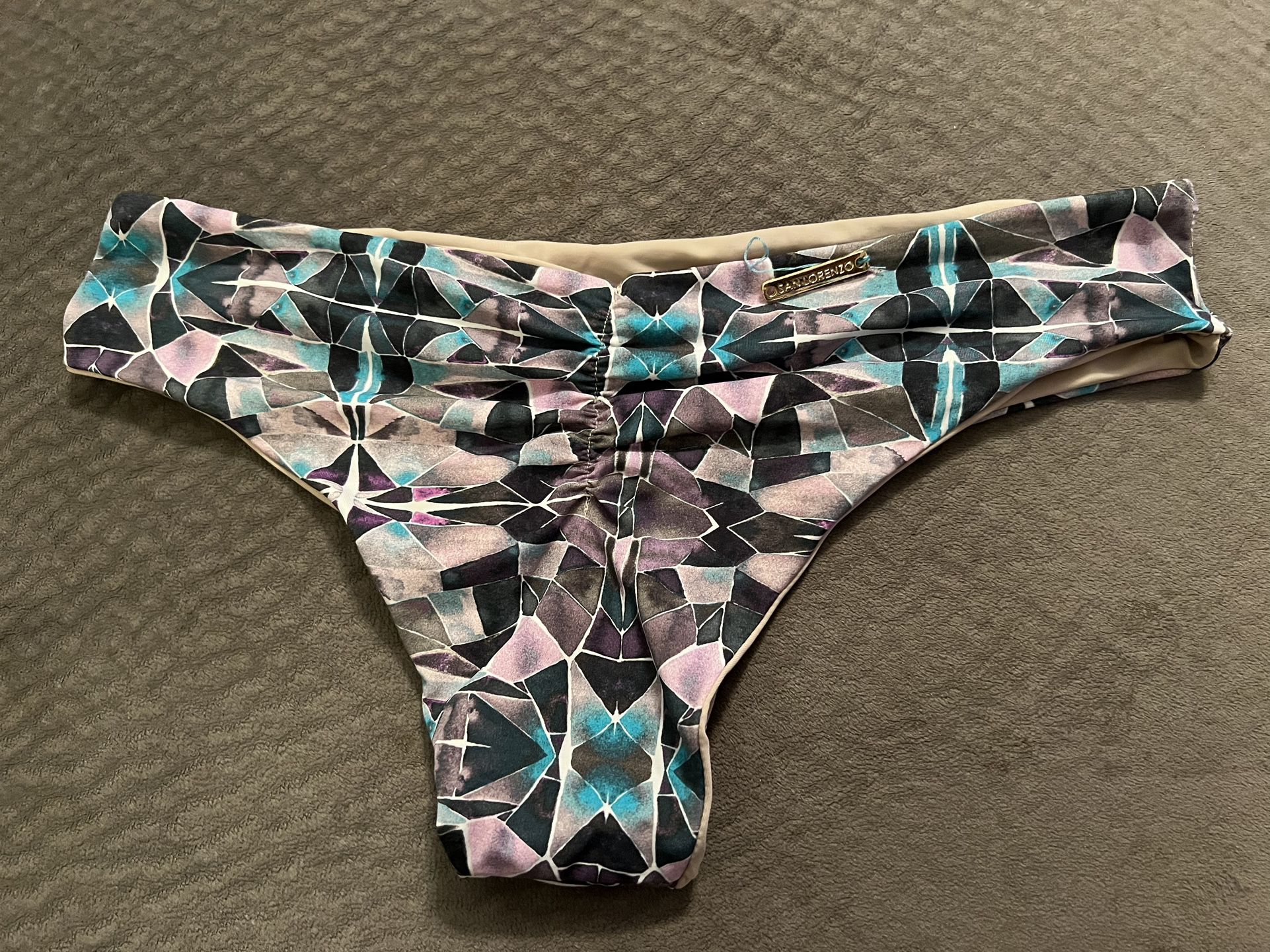 San Lorenzo Bikini Bottom - Size M - PICKUP IN AIEA - I DON’T DELIVER 
