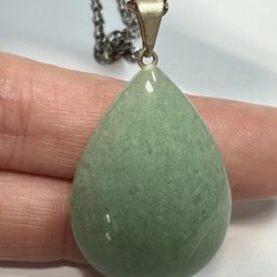 New, Beautiful Green Aventurine Stone Necklace. Gift Bag Included. Great Mother’s Day Gift.