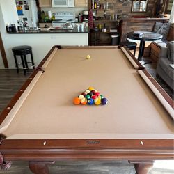 Olhausen 8ft pool table + all accessories