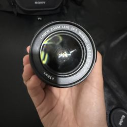 Canon efs 18-55mm lens