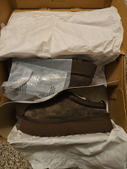 Chocolate Ugg Women's Tazz platform slip-on slippers