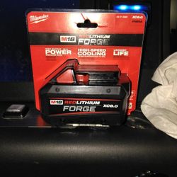MILWAUKEE M18 RED LITHIUM FORGE  XC8.0 BATTERY
