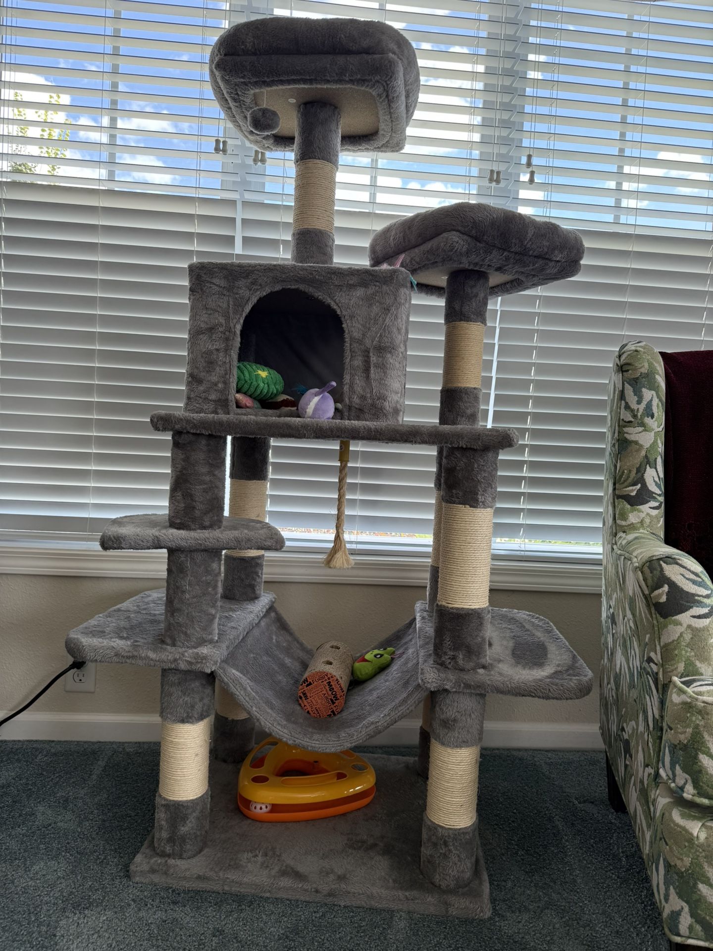 Cat Tree Tower with Hammock, Condo & Scratching Posts